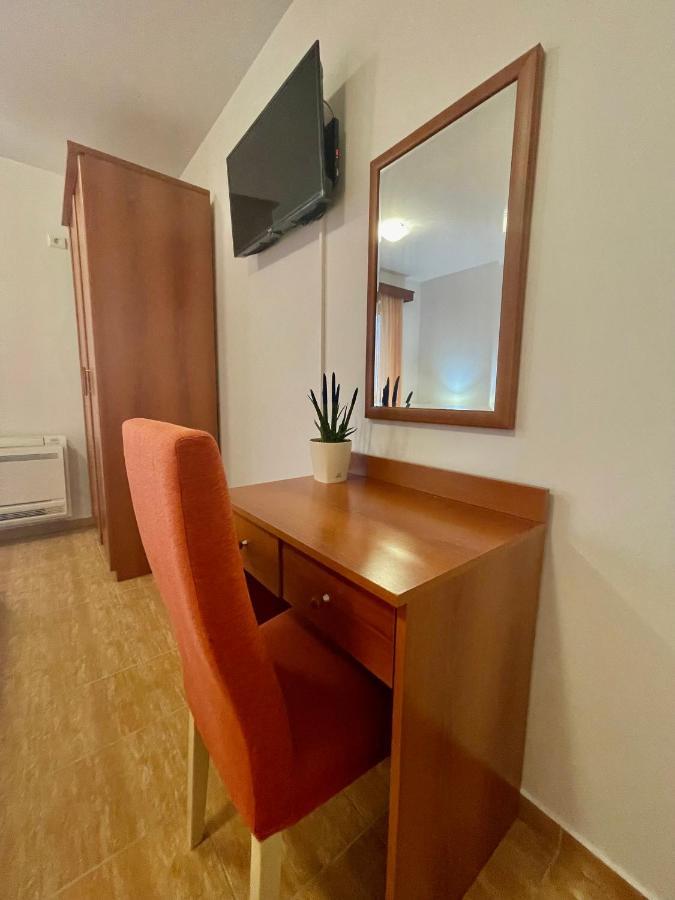 Апартаменти Boreta Becici